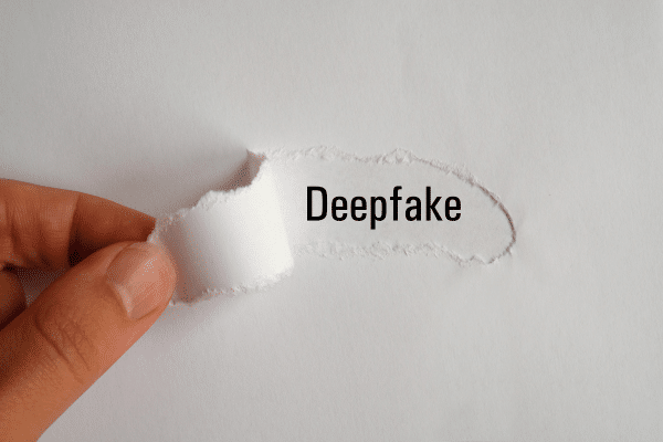 [Chronique] Intelligence digitale : lorsque le Fake prend le dessus sur le Deep