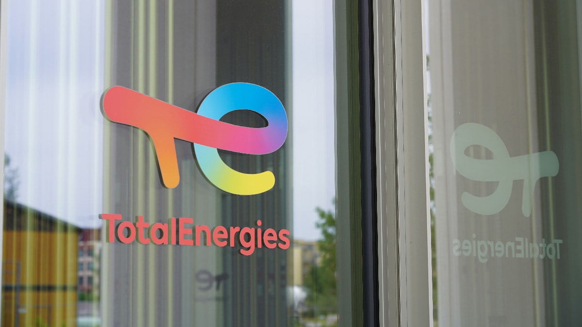 TotalEnergies mise 100 millions d’euros sur l’IA de Mistral pour chercher du pétrole