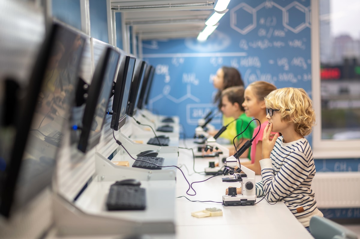 Cyber dans l’éducation : une mobilisation collective pour combler le déséquilibre
