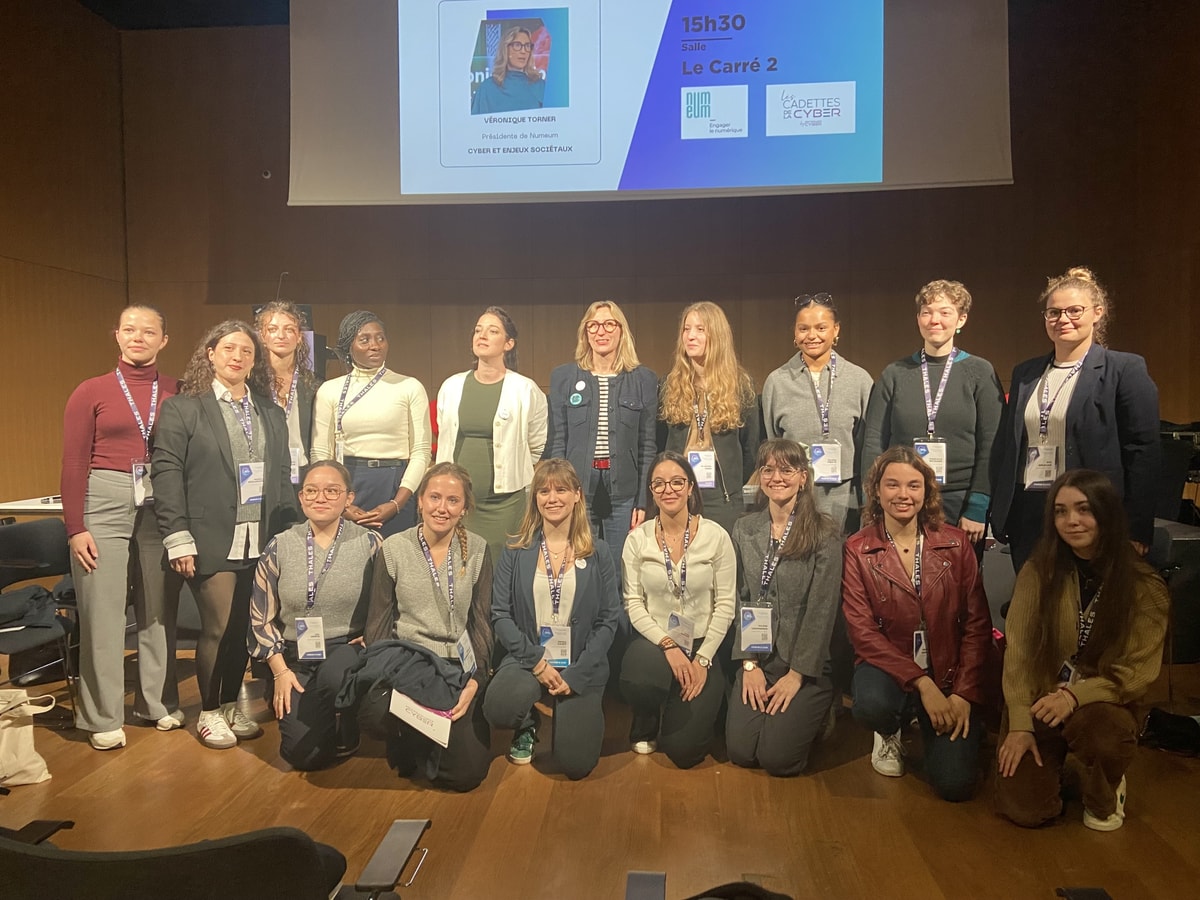 Les cadettes de la cyber : briser les codes pour révéler les talents féminins de demain