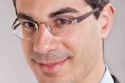 Raphaël Beziz, YouMeO : Le crowd-consulting ou comment s'entourer des meilleurs talents pour développer son entreprise ?