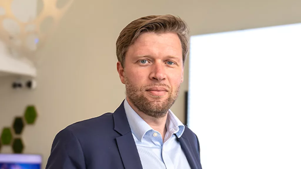 Adrien d’Ussel prend la tête de Bouygues Telecom Business Solution