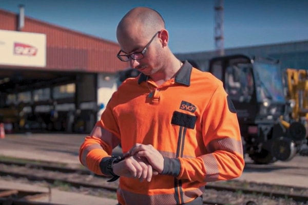 Pour La Poste et la SNCF, de l’IA utile et de confiance