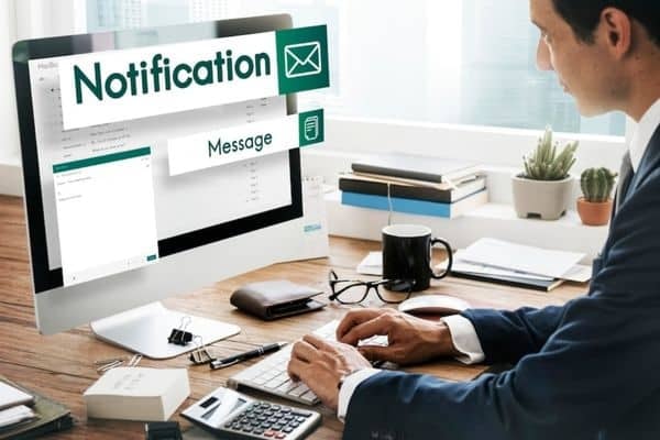 Trop d’emails ? Les outils collaboratifs aggravent encore le problème