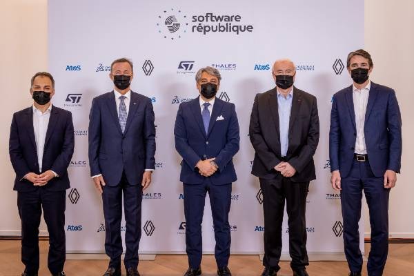 Mobilité : Atos, Dassault, Renault, STMicroelectronics et Thales lancent la Software République
