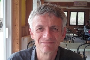 Directeur de Recherche au CNRS et Chargé d’Affaires Europe Linksium