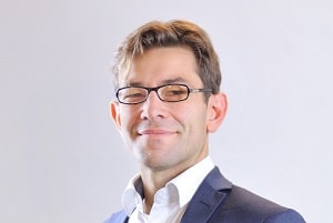 Hybride, robots, jumeaux : l’hyper-industrie est-elle compatible avec notre culture française ?