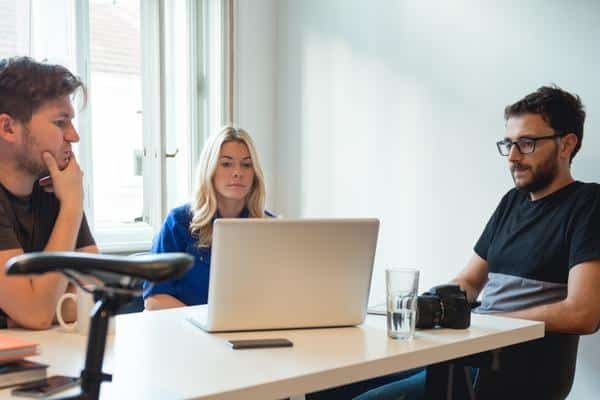 [Emplois] Whoz recrute 100 collaborateurs en CDI