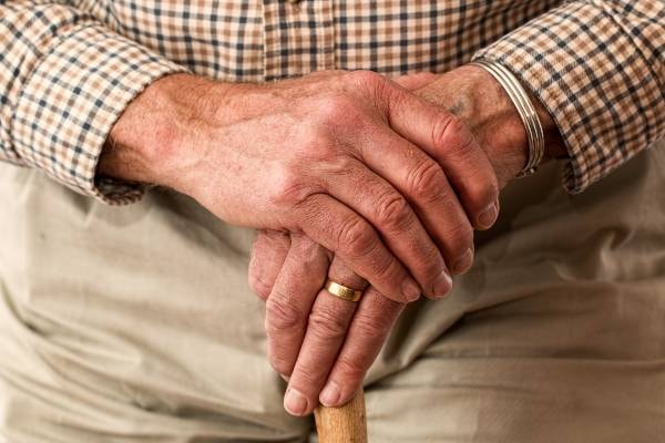 Les Hauts de Seine et les Yvelines lancent un hub d'innovation pour rompre l'isolement des seniors