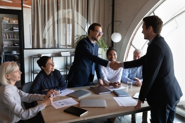 [Chronique] Faire coopérer les générations dans l’entreprise : l’éveil d’un tout autre management