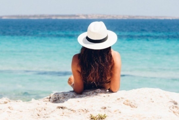 Etude - Vacances d'été : les voyageurs européens impactés par des frais cachés