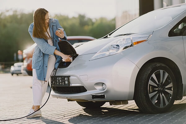 Park’n Plug : le spécialiste des bornes de recharge pour parking