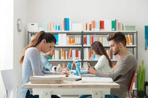 [Emplois] Les Filles et les Garçons de la Tech recrute 40 talents en 2023