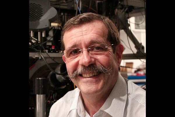 Alain Aspect