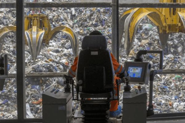 suez-veut-augmenter-collaborateurs-grace-ia-data