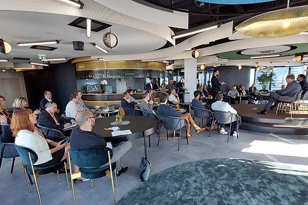 Petit-dejeuner-Cybersecurite-Verizon-Campus-Cyber-20220706-600x400-V3