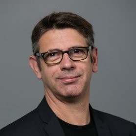 Michel Morvan, Consultant externe en management de transition chez Carrefour - « Chaque pays possède son propre SI et sa propre équipe digitale. La simplicité constitue un objectif, mais avec un tel héritage, elle est très difficile à aller chercher. » 
