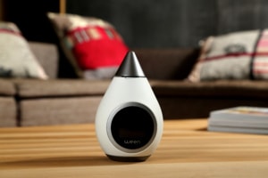 Le thermostat Ween localise en temps réel son utilisateur grâce à son smartphone, ce qui lui permet d’ajuster le chauffage à son arrivée.Le thermostat Ween localise en temps réel son utilisateur grâce à son smartphone, ce qui lui permet d’ajuster le chauffage à son arrivée.