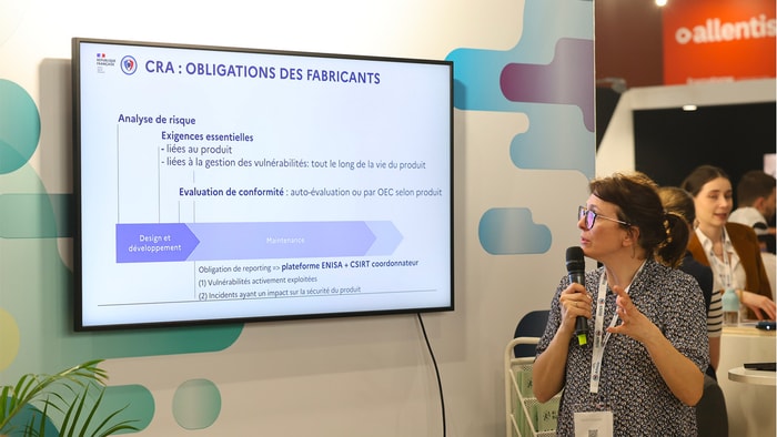Barbara Milia cheffe de division adjointe - Produits et Services sécurisés (ANSSI) présente e CRA au FIC 2026
