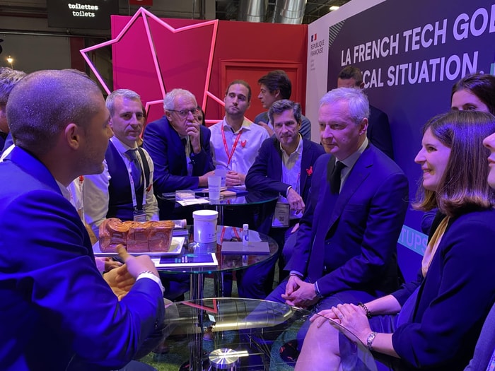 Bruno Le Maire sur le stand de la FrenchTech, mercredi 15 juin 2022