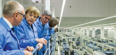 Angela-Merkel-industrie-UNE