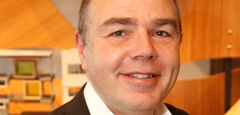 Nicolas-Mangon-UNE